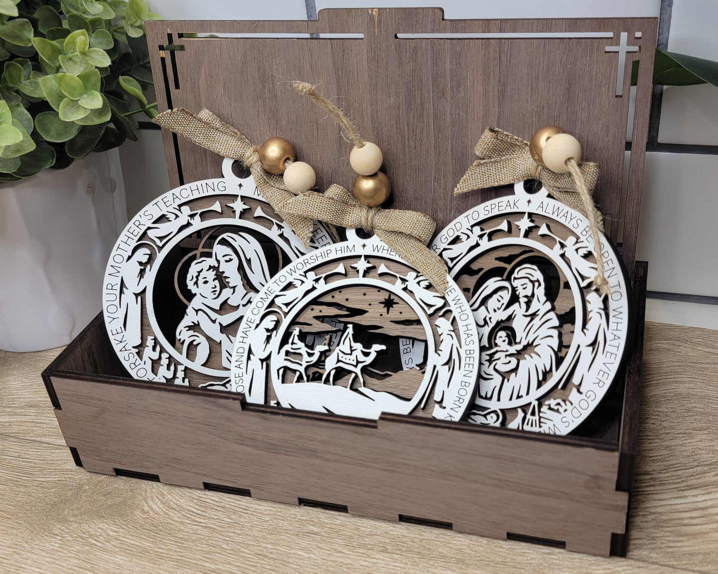 Christmas Story - Ornament Set with Keepsake Box - The Salty Lick Mercantile