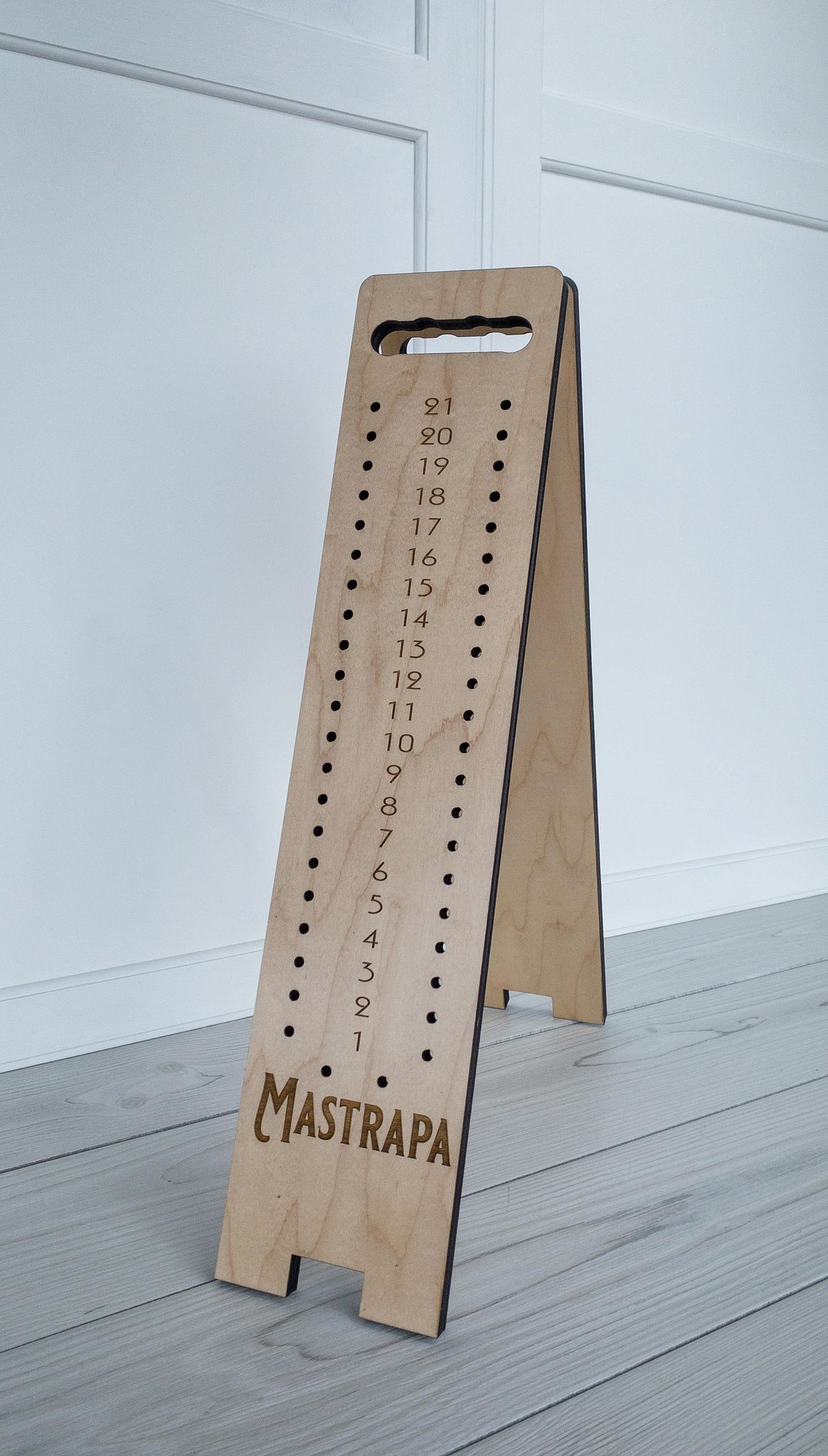 Custom "Junior" Standing Cornhole / Horseshoe Scoreboard - The Salty Lick Mercantile
