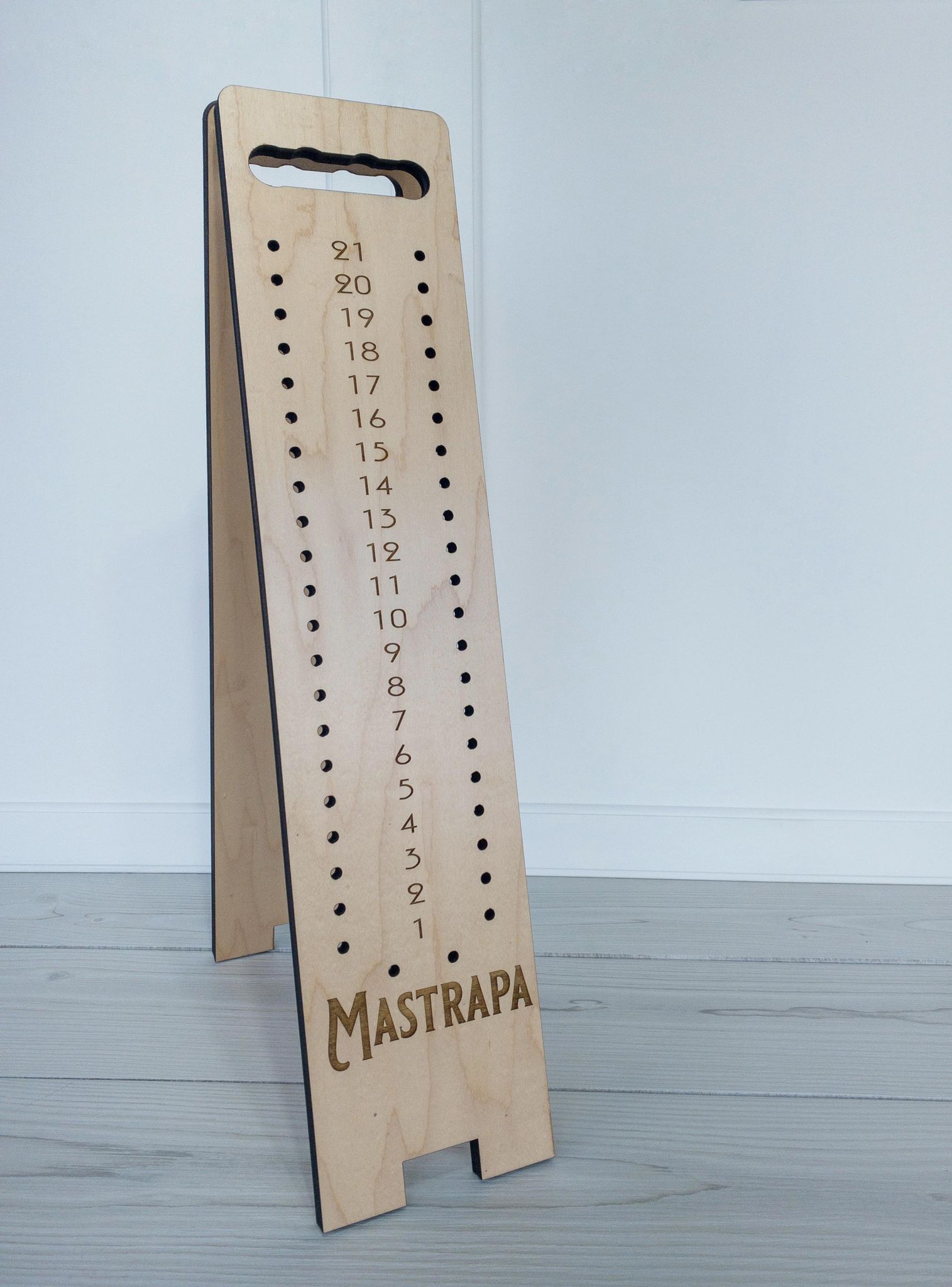 Custom "Junior" Standing Cornhole / Horseshoe Scoreboard - The Salty Lick Mercantile