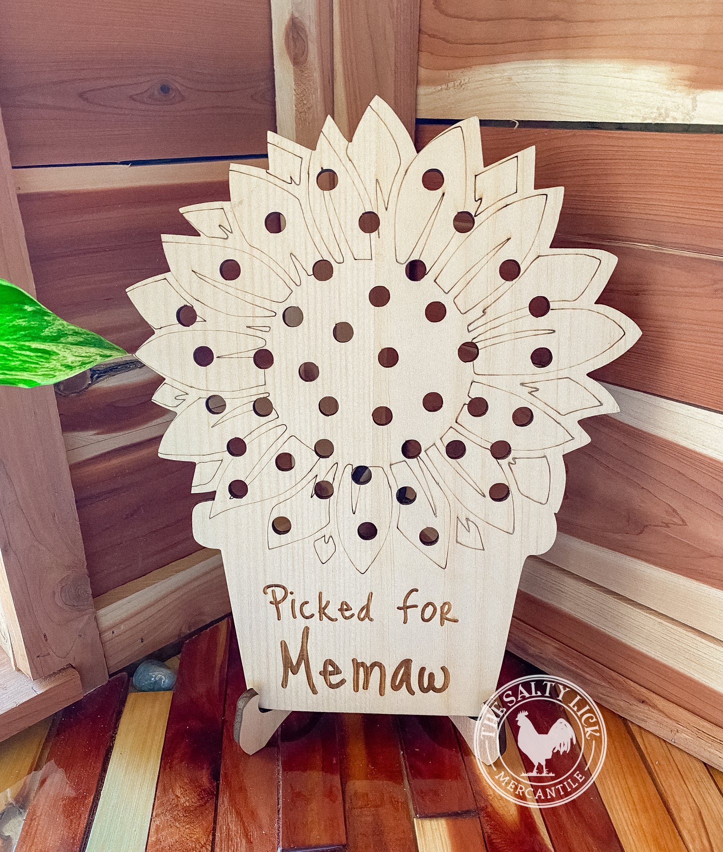 Wood Flower Holder - Mother's Day Nana Memaw Granny - The Salty Lick Mercantile