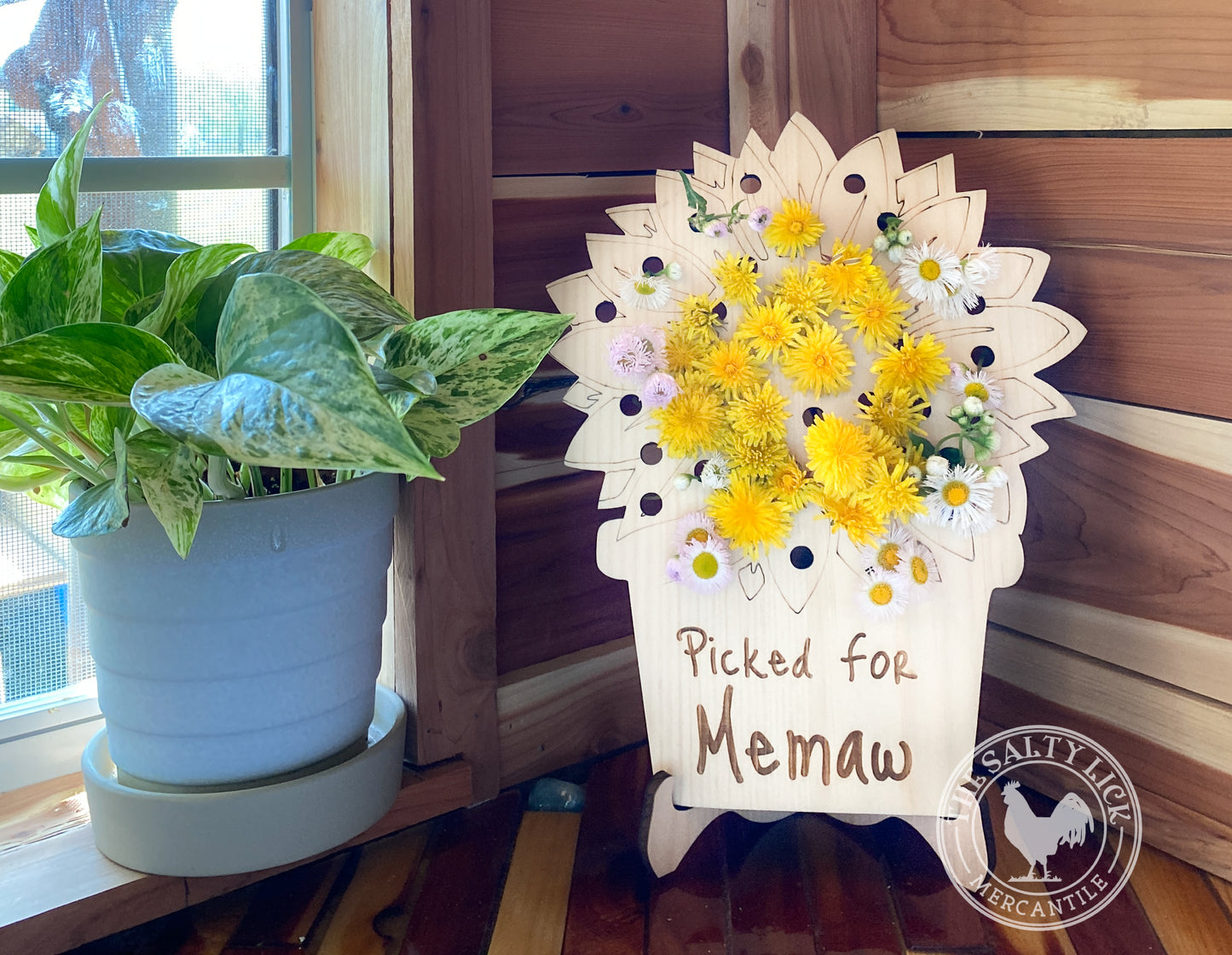 Wood Flower Holder - Mother's Day Nana Memaw Granny - The Salty Lick Mercantile